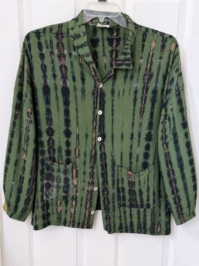 Style Park 1 Green Tie-Dye Button-Front Blouse PTP 26 L 29